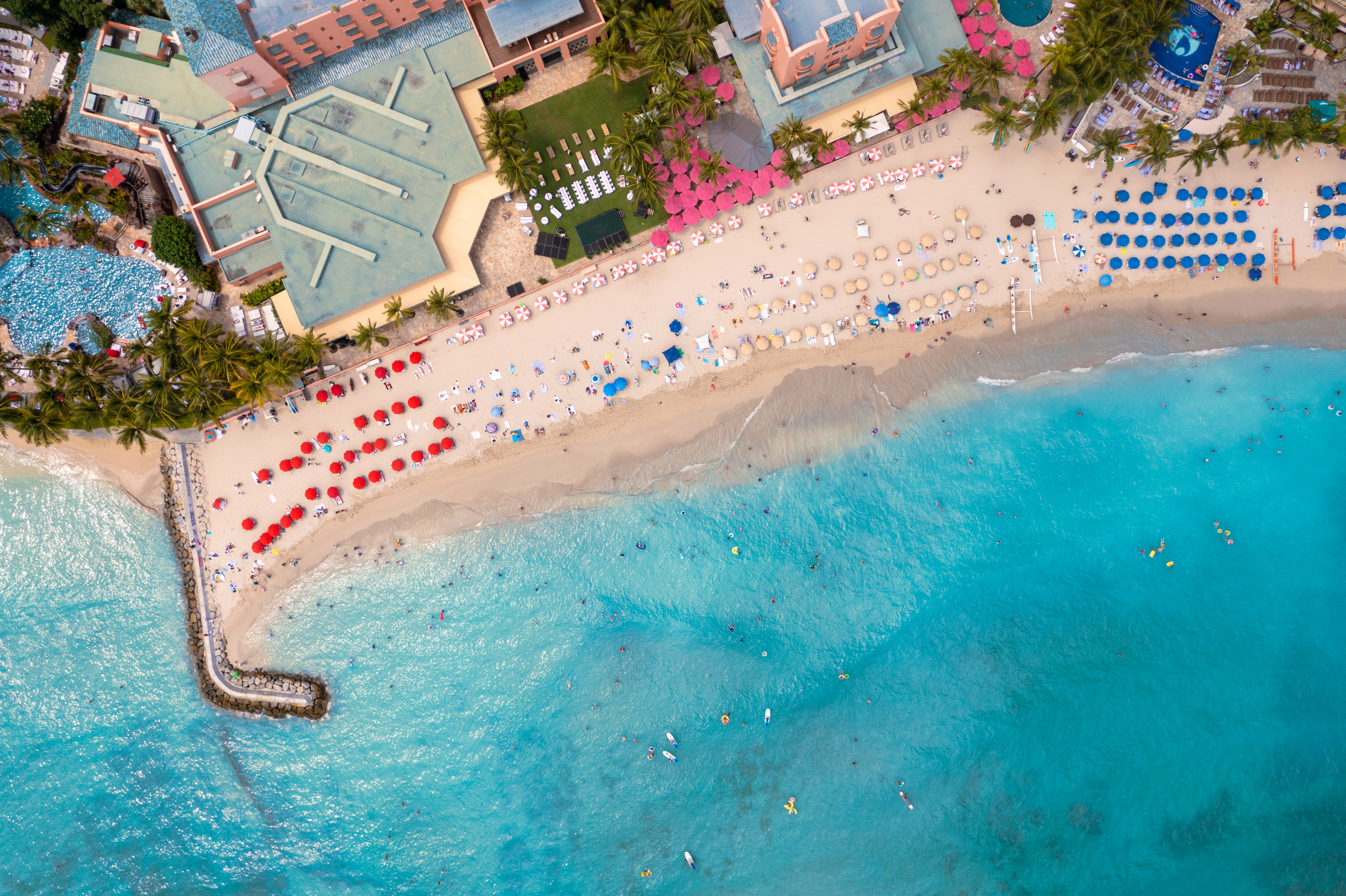 ピーチさま　専用 ビーチアンブレラ＆ビーチチェアセットレンタル｜ワイキキビーチサービス